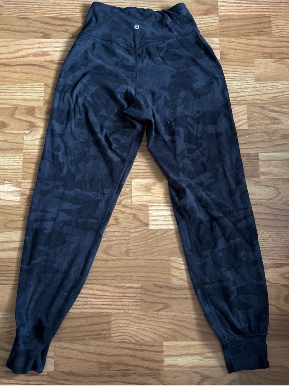 lululemon athletica Black Camo Joggers size 4